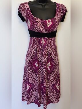 DE.CØDED | Small Stretchy Pink Lined Boho Banded Dress with cap sleeves